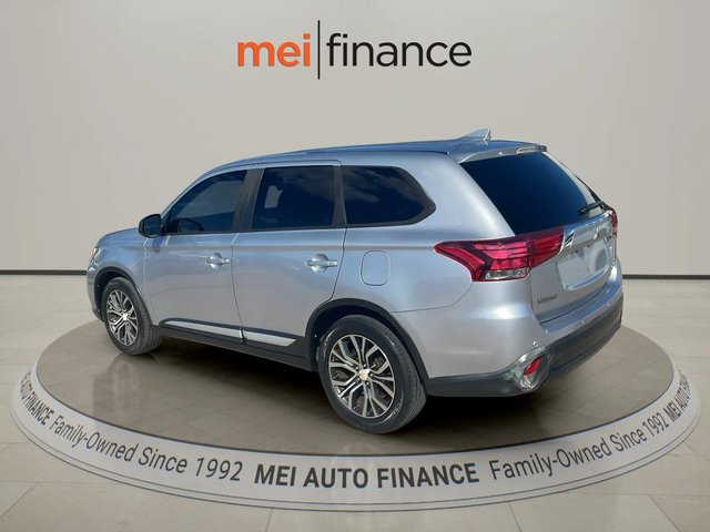 2017 Mitsubishi Outlander ES